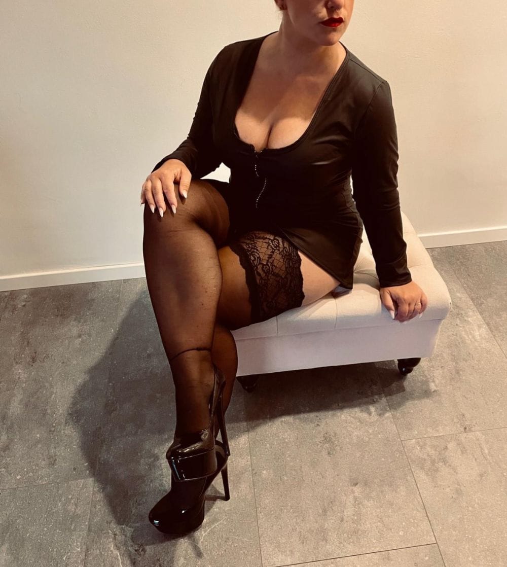 mistressmandylane